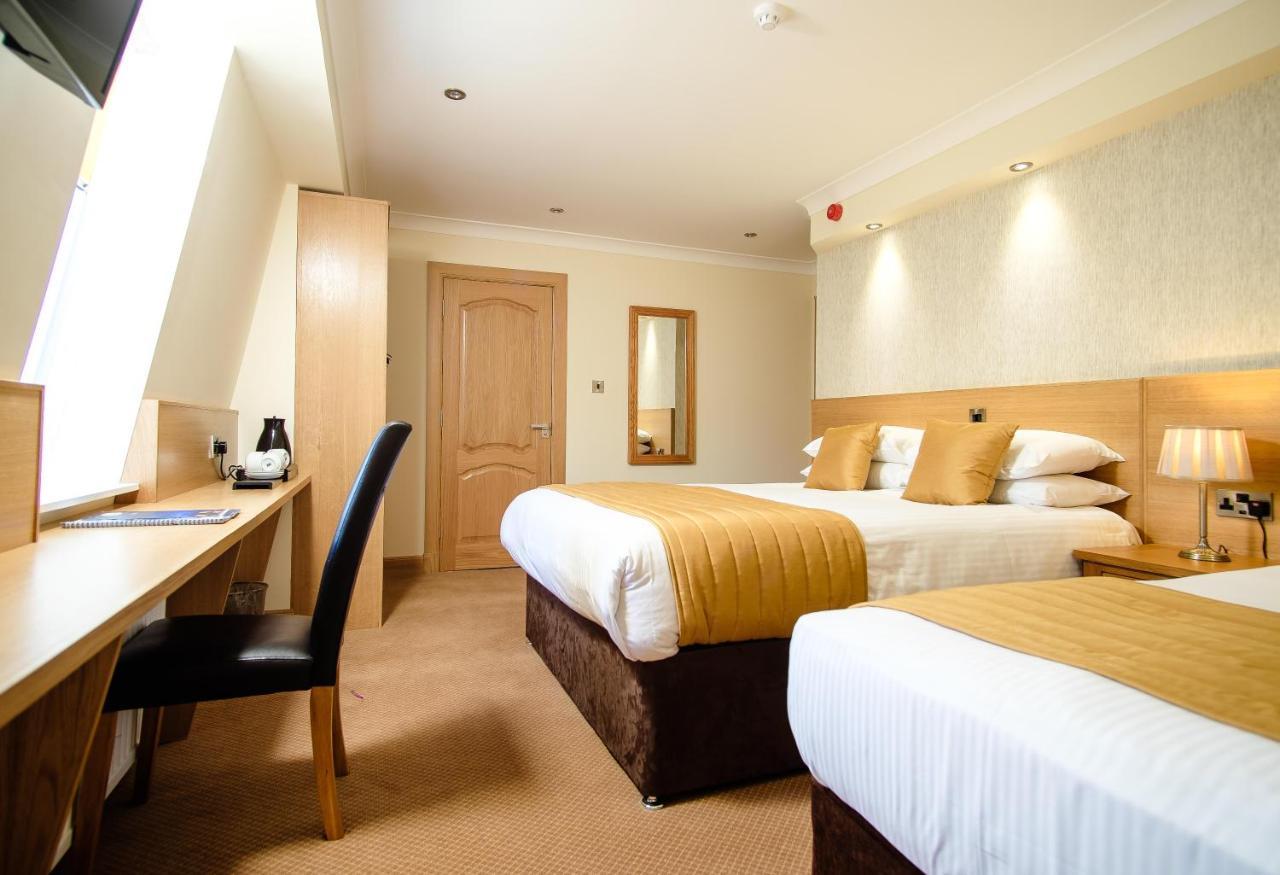 Victoria Hotel Kirkcaldy Exterior photo
